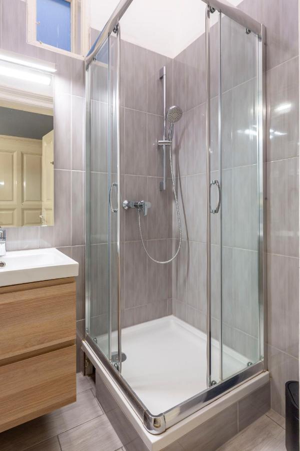Apartmán Spacious & Cozy Downtown With Balcony Budapest